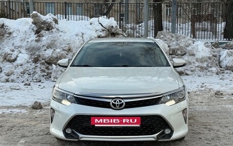 Toyota Camry, 2017 год, 2 200 000 рублей, 2 фотография