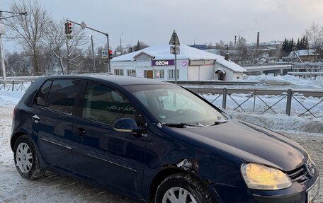 Volkswagen Golf V, 2004 год, 275 000 рублей, 3 фотография