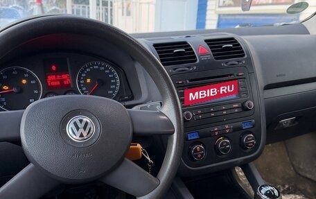 Volkswagen Golf V, 2004 год, 275 000 рублей, 7 фотография