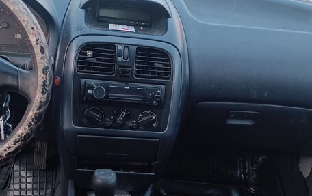 Mitsubishi Carisma I, 2001 год, 170 000 рублей, 5 фотография