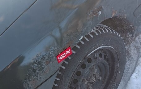 Mitsubishi Carisma I, 2001 год, 170 000 рублей, 10 фотография