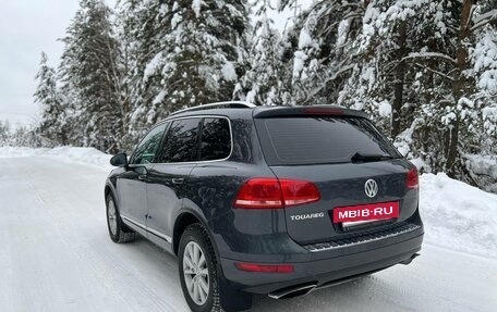 Volkswagen Touareg III, 2012 год, 2 190 000 рублей, 2 фотография
