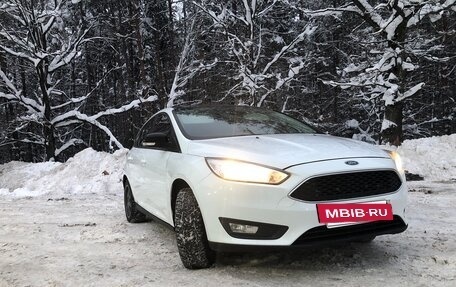 Ford Focus III, 2017 год, 825 000 рублей, 2 фотография