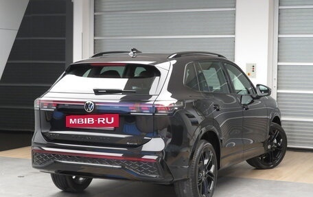 Volkswagen Tiguan II, 2025 год, 4 999 000 рублей, 2 фотография