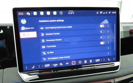 Volkswagen Tiguan II, 2025 год, 4 999 000 рублей, 23 фотография