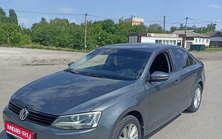 Volkswagen Jetta VI, 2011 год, 910 000 рублей, 1 фотография