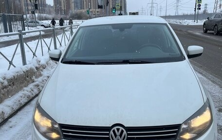 Volkswagen Polo VI (EU Market), 2015 год, 900 000 рублей, 1 фотография