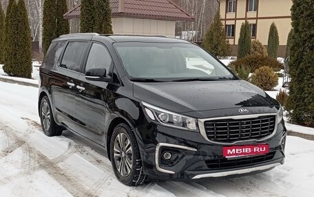 KIA Carnival III, 2019 год, 2 850 000 рублей, 1 фотография