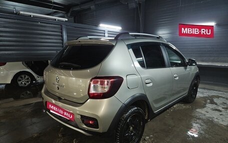 Renault Sandero II рестайлинг, 2017 год, 915 000 рублей, 3 фотография