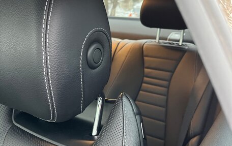 Mercedes-Benz E-Класс, 2018 год, 4 250 000 рублей, 14 фотография