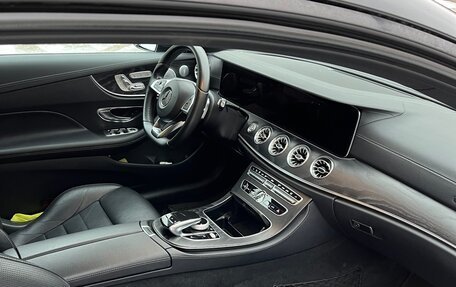 Mercedes-Benz E-Класс, 2018 год, 4 250 000 рублей, 16 фотография