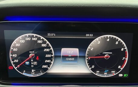 Mercedes-Benz E-Класс, 2018 год, 4 250 000 рублей, 21 фотография