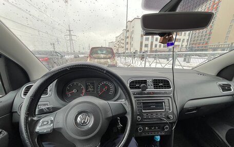 Volkswagen Polo VI (EU Market), 2015 год, 900 000 рублей, 10 фотография