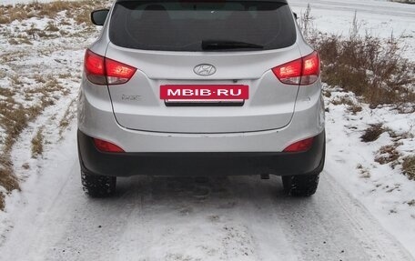 Hyundai ix35 I рестайлинг, 2014 год, 1 100 000 рублей, 18 фотография