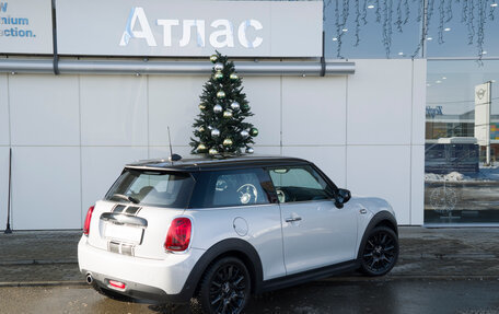 MINI Hatch, 2020 год, 2 190 000 рублей, 2 фотография