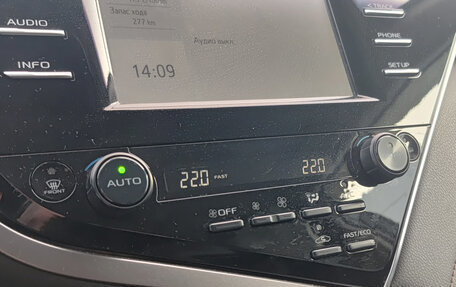 Toyota Camry, 2019 год, 2 890 000 рублей, 19 фотография