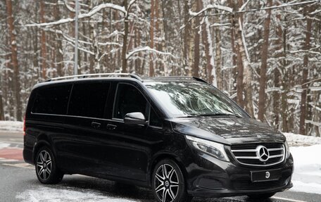 Mercedes-Benz V-Класс, 2018 год, 7 400 000 рублей, 18 фотография