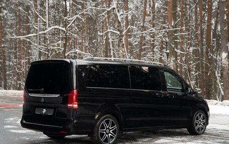 Mercedes-Benz V-Класс, 2018 год, 7 400 000 рублей, 19 фотография