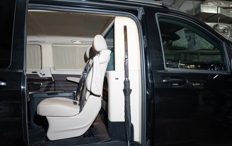 Mercedes-Benz V-Класс, 2018 год, 7 400 000 рублей, 15 фотография