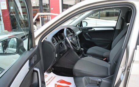 Volkswagen Tiguan II, 2018 год, 2 399 000 рублей, 9 фотография