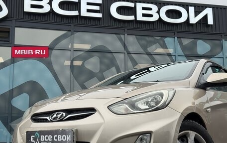 Hyundai Solaris II рестайлинг, 2011 год, 695 000 рублей, 10 фотография