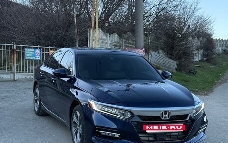 Honda Accord IX рестайлинг, 2019 год, 1 950 000 рублей, 2 фотография