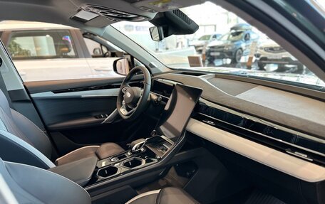 Geely Atlas, 2025 год, 4 080 990 рублей, 17 фотография