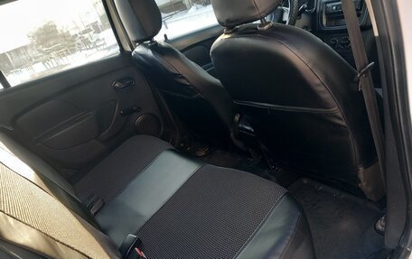 Renault Logan II, 2017 год, 575 000 рублей, 8 фотография