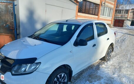 Renault Logan II, 2017 год, 575 000 рублей, 19 фотография