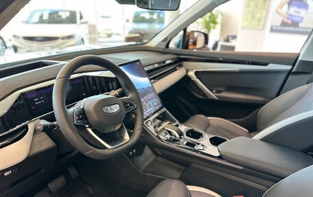 Geely Atlas, 2025 год, 4 080 990 рублей, 13 фотография