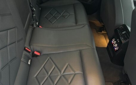 BMW 5 серия, 2023 год, 7 850 000 рублей, 13 фотография