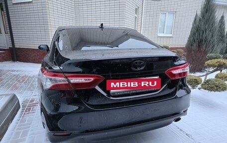 Toyota Camry, 2019 год, 2 590 000 рублей, 8 фотография