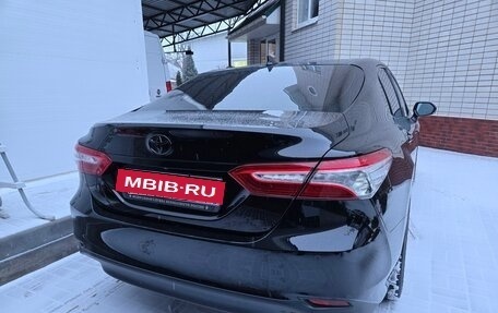 Toyota Camry, 2019 год, 2 590 000 рублей, 9 фотография