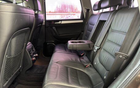 Volkswagen Touareg III, 2010 год, 2 000 000 рублей, 15 фотография