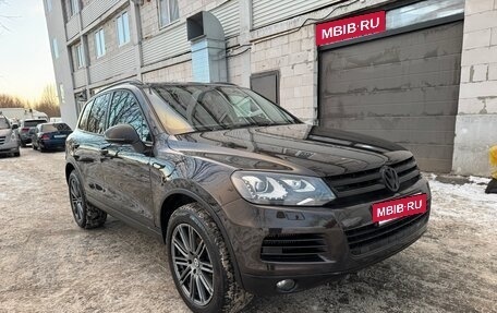 Volkswagen Touareg III, 2010 год, 2 000 000 рублей, 3 фотография