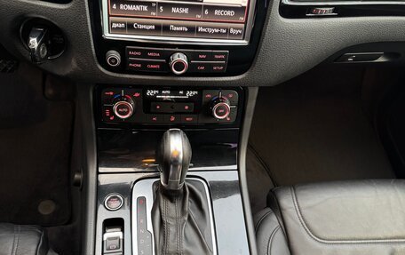 Volkswagen Touareg III, 2010 год, 2 000 000 рублей, 25 фотография