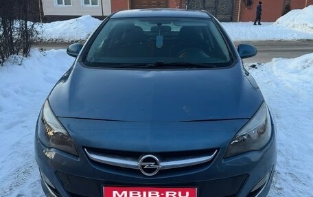 Opel Astra J, 2012 год, 450 000 рублей, 2 фотография