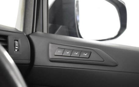 Toyota Vellfire II, 2018 год, 6 793 900 рублей, 28 фотография