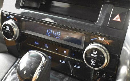 Toyota Vellfire II, 2018 год, 6 793 900 рублей, 25 фотография