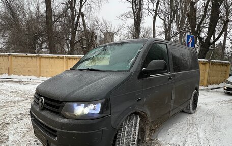 Volkswagen Caravelle T5, 2011 год, 1 950 000 рублей, 1 фотография