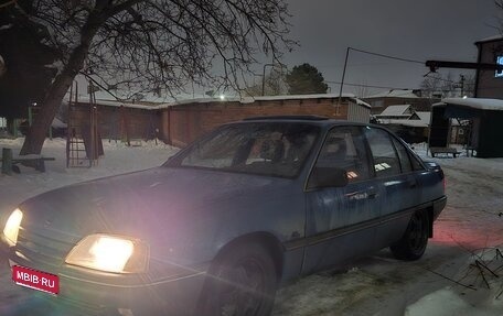 Opel Omega A, 1987 год, 100 000 рублей, 1 фотография