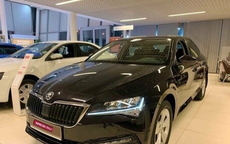 Skoda Superb III рестайлинг, 2025 год, 3 700 000 рублей, 1 фотография