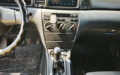 Toyota Corolla, 2005 год, 600 000 рублей, 12 фотография