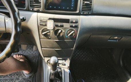 Toyota Corolla, 2005 год, 600 000 рублей, 13 фотография