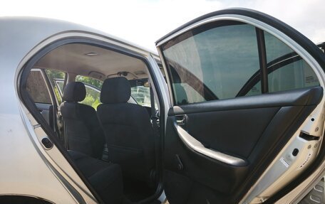 Toyota Corolla, 2005 год, 600 000 рублей, 17 фотография