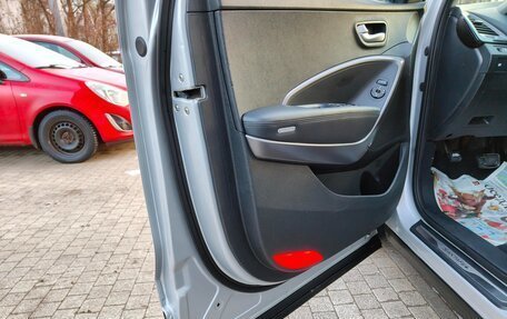 Hyundai Santa Fe III рестайлинг, 2013 год, 1 400 000 рублей, 16 фотография