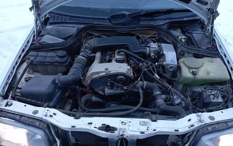 Mercedes-Benz C-Класс, 1998 год, 385 000 рублей, 2 фотография