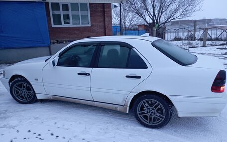 Mercedes-Benz C-Класс, 1998 год, 385 000 рублей, 5 фотография