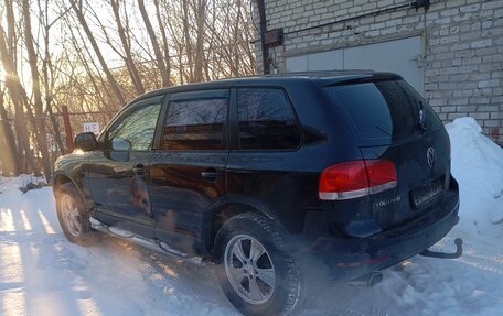 Volkswagen Touareg III, 2006 год, 560 000 рублей, 3 фотография