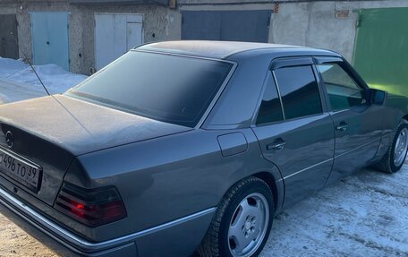 Mercedes-Benz W124, 1992 год, 600 000 рублей, 5 фотография